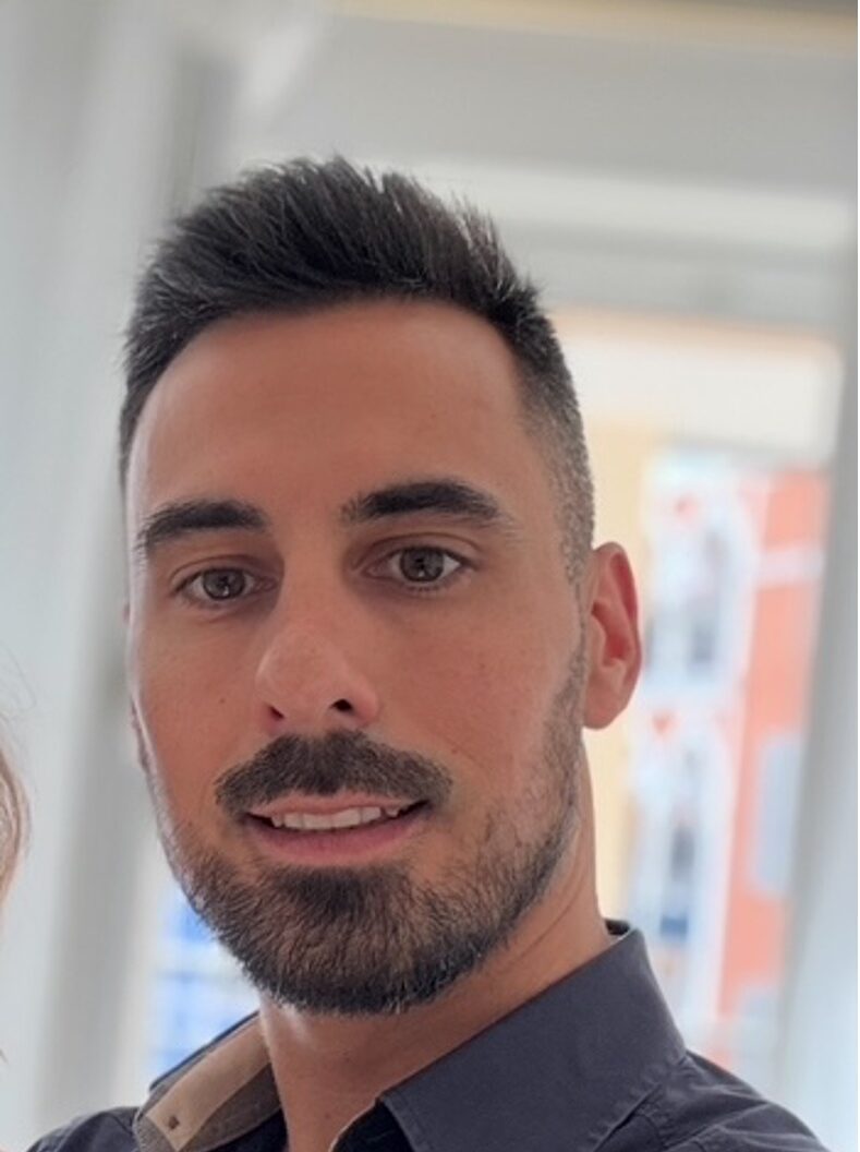 Portrait d’un homme, Sofema fabricant de plan de travail stratifié sur mesure